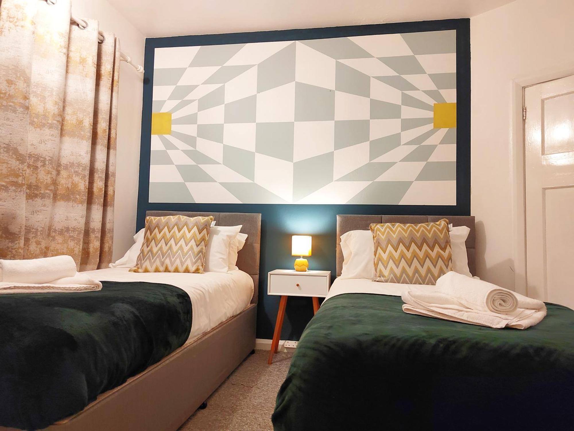 Epicsa - Corporate & Family Stay In 3 Bedroom House With Garden, Free Parking 剑桥 外观 照片